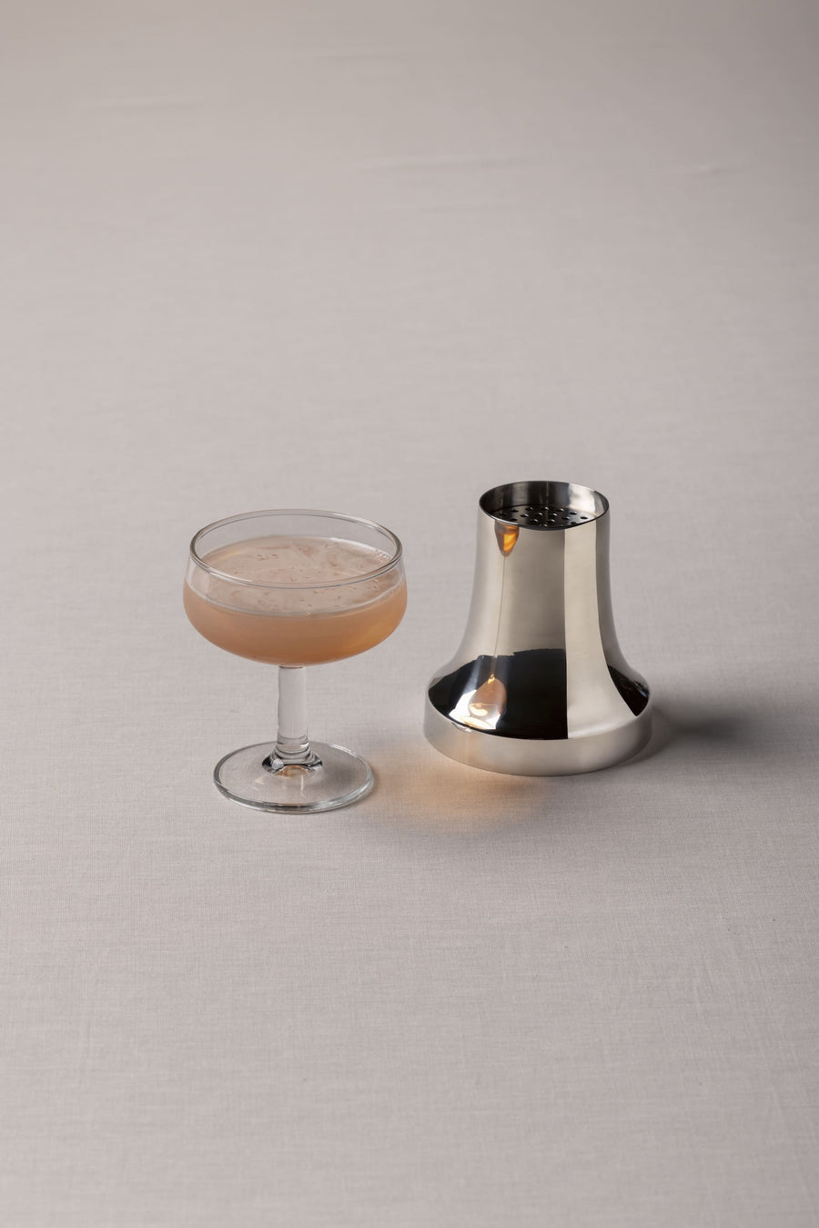 TANTAN aperitivo analcolico servito ghiacciato shakerato puro con ghiaccio — perfect serve estivo